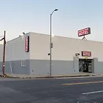 Golden West Manor Motel